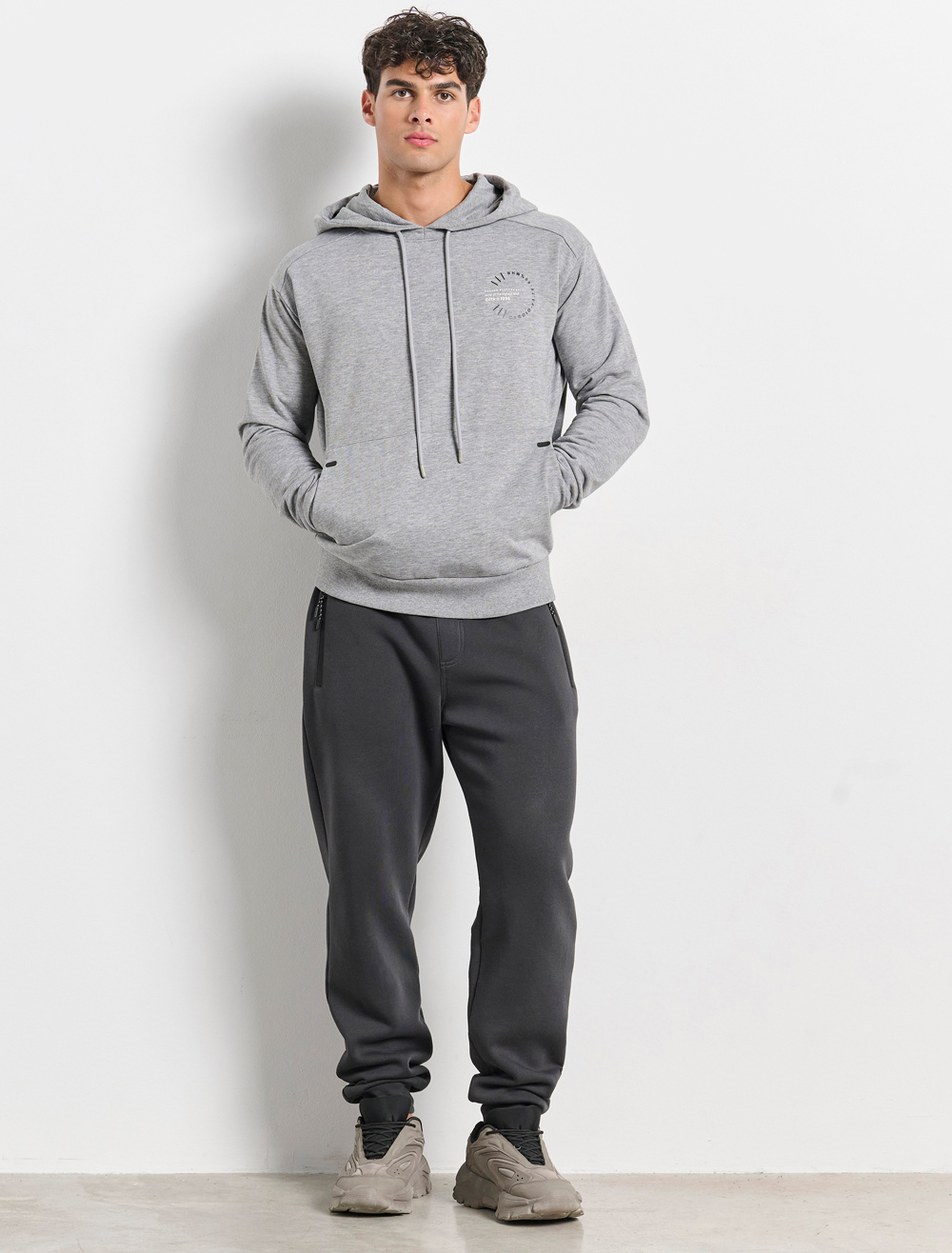Men's Hoodies & Sweatshirts BodyTalk